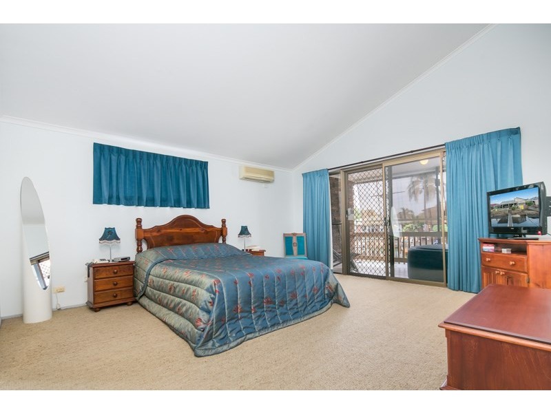 16 Marco Polo Place, Hollywell QLD 4216