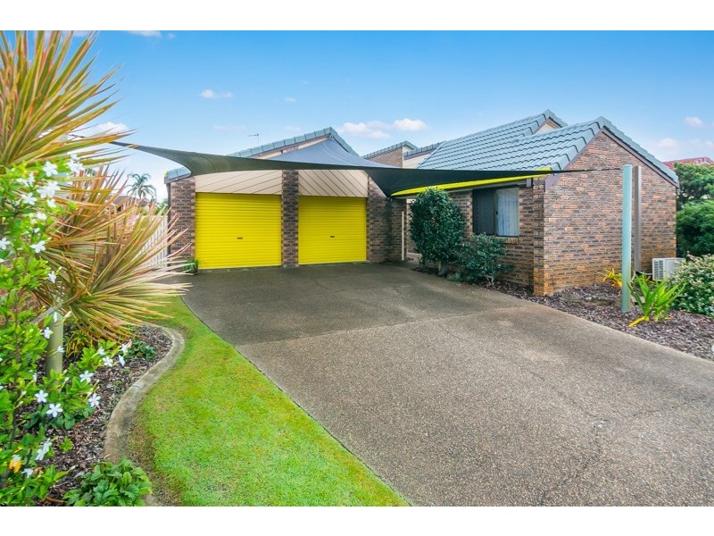 16 Marco Polo Place, Hollywell QLD 4216