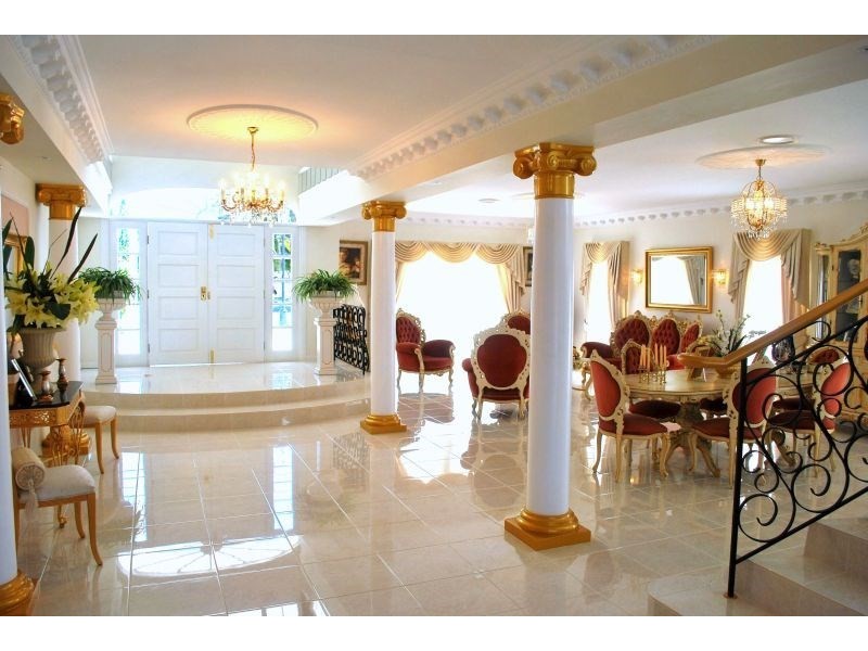 11 The Sovereign Mile, Sovereign Islands QLD 4216