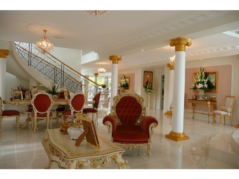 11 The Sovereign Mile, Sovereign Islands QLD 4216