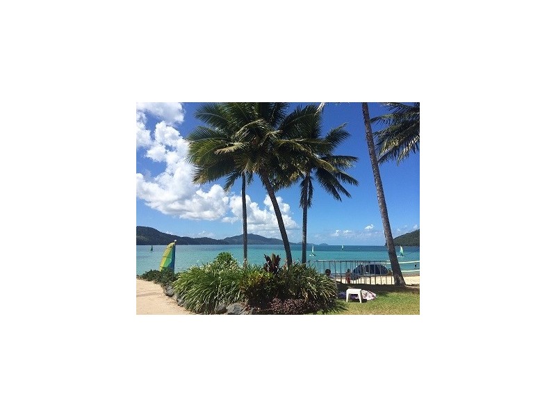 6 Marina Terrace, Hamilton Island QLD 4803