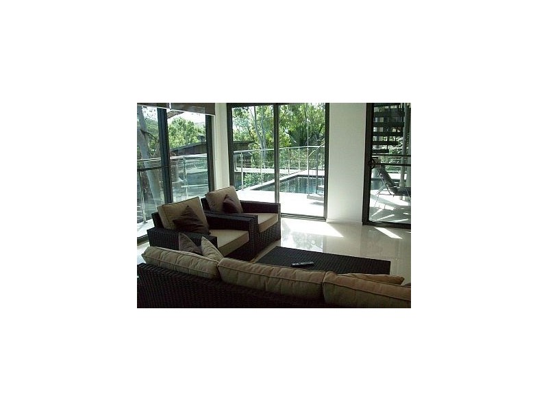 6 Marina Terrace, Hamilton Island QLD 4803