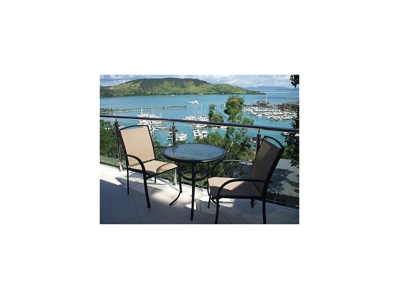 6 Marina Terrace, Hamilton Island QLD 4803