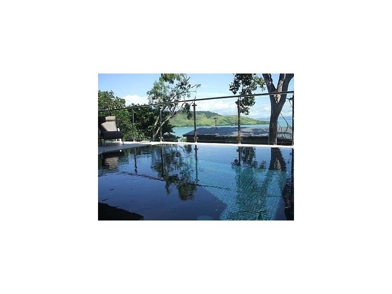 6 Marina Terrace, Hamilton Island QLD 4803