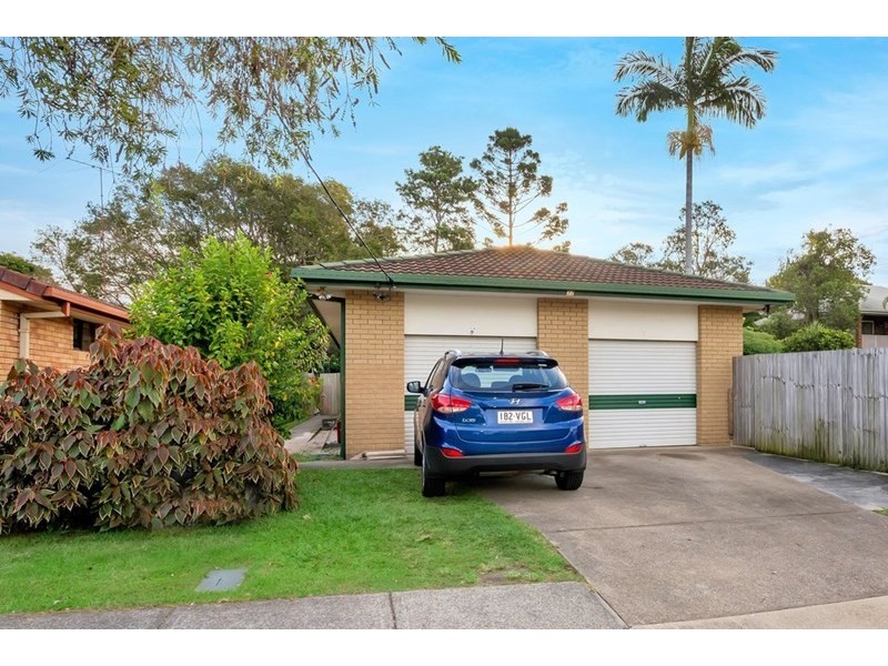 2/32 Proud Street, Labrador QLD 4215