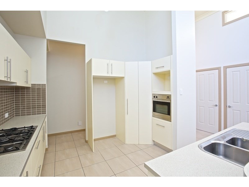 71 East Quay Drive, Biggera Waters QLD 4216