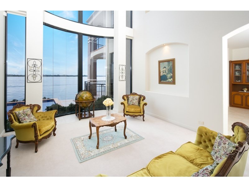 53 The Peninsula, Paradise Point QLD 4216