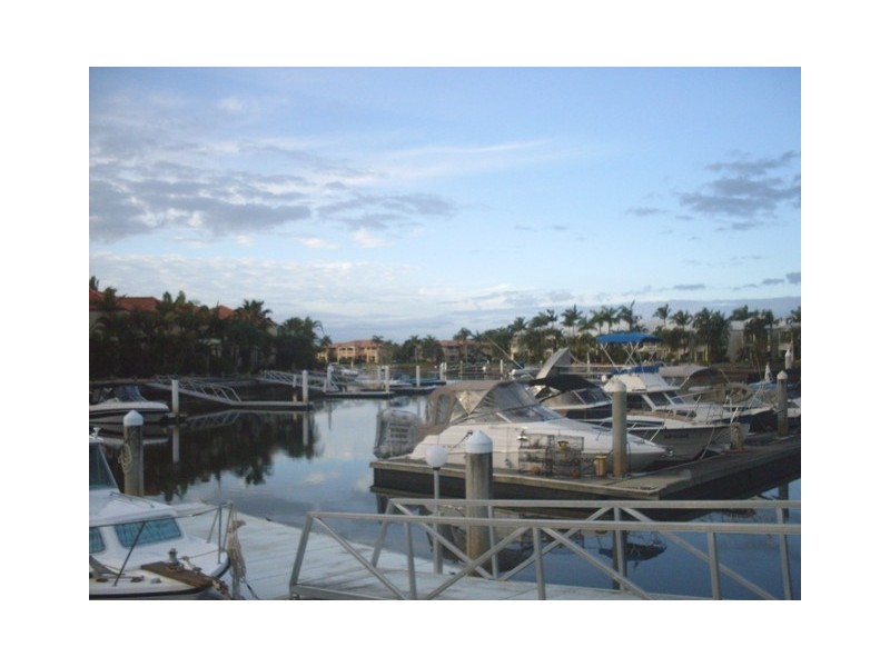 30/75 Morala Avenue, Runaway Bay QLD 4216