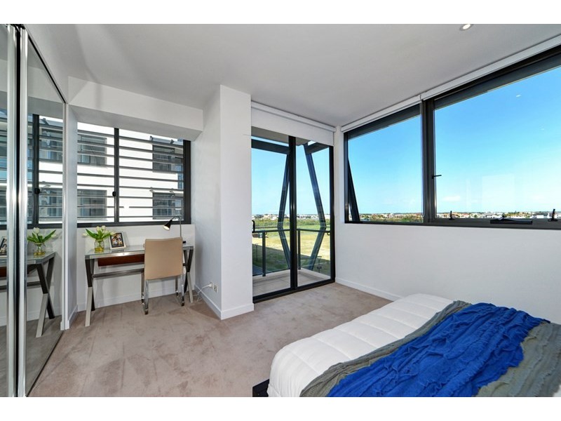 3301/4 Marina Promenade, Paradise Point QLD 4216