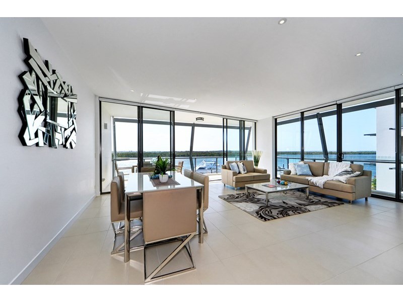 3301/4 Marina Promenade, Paradise Point QLD 4216