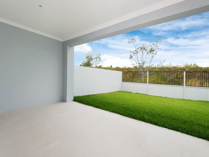 18B Compass Drive, Biggera Waters QLD 4216