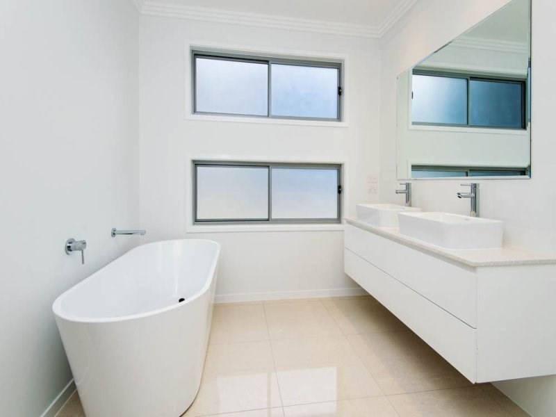 18B Compass Drive, Biggera Waters QLD 4216