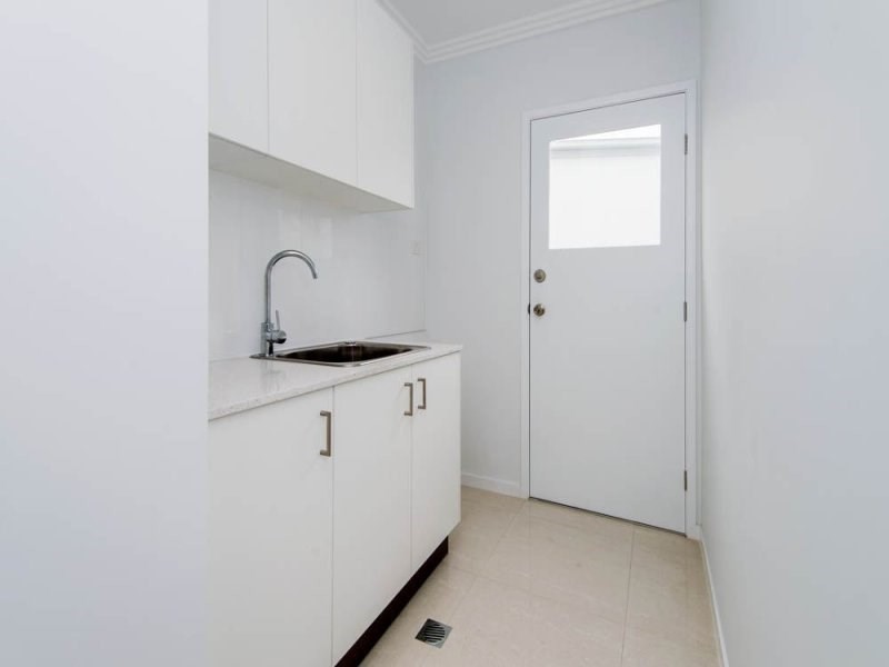 18B Compass Drive, Biggera Waters QLD 4216