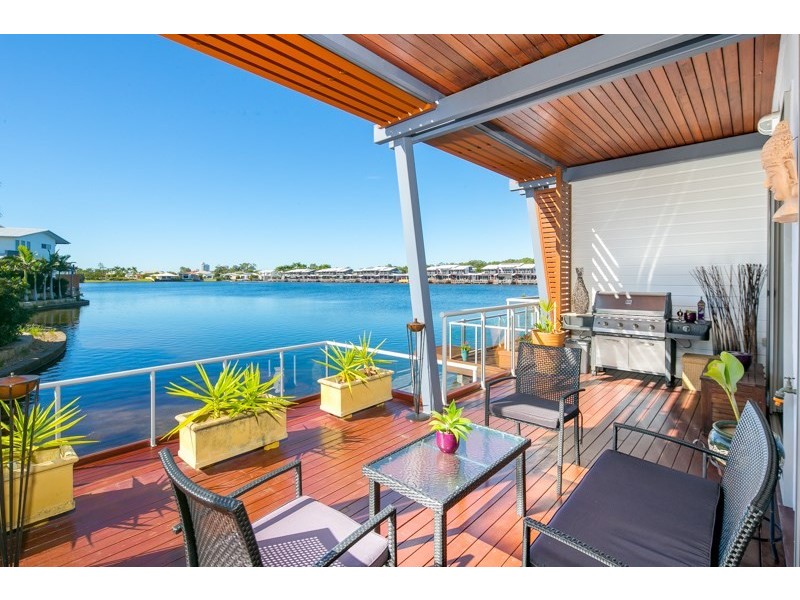 70/181 Lae Drive, Coombabah QLD 4216