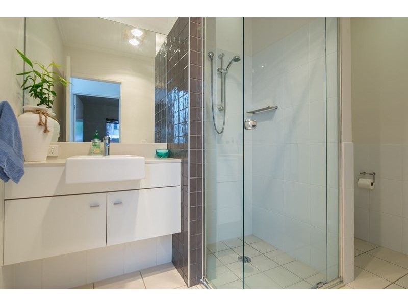 70/181 Lae Drive, Coombabah QLD 4216