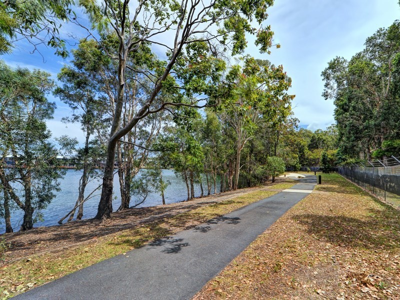 70/181 Lae Drive, Coombabah QLD 4216
