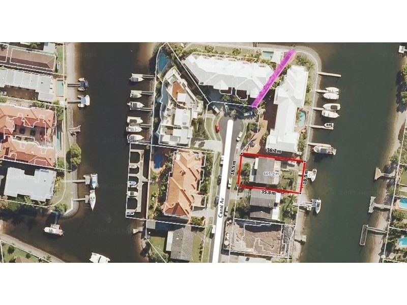 15 Canal Avenue, Runaway Bay QLD 4216