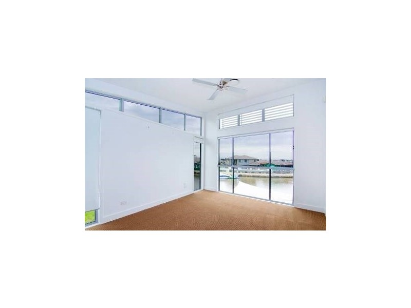 1/47 Compass Drive, Biggera Waters QLD 4216