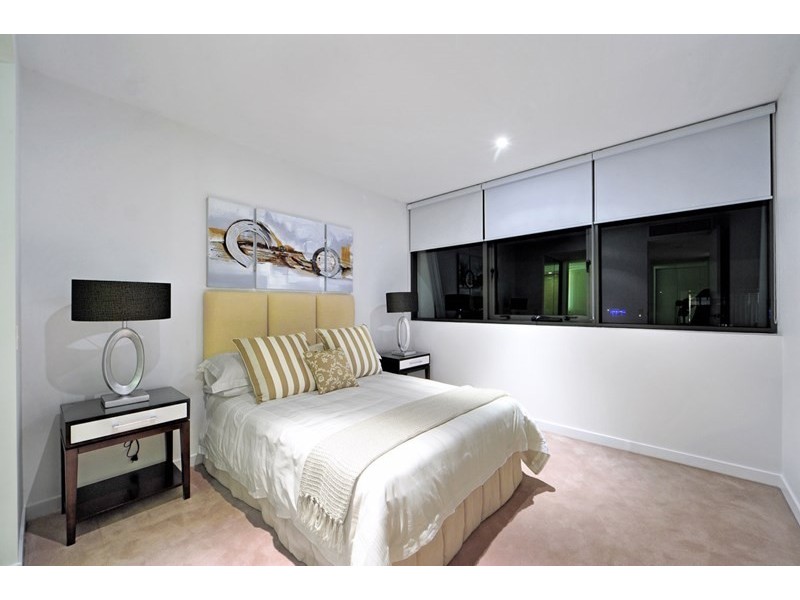 4 Marina Promenade, Paradise Point QLD 4216