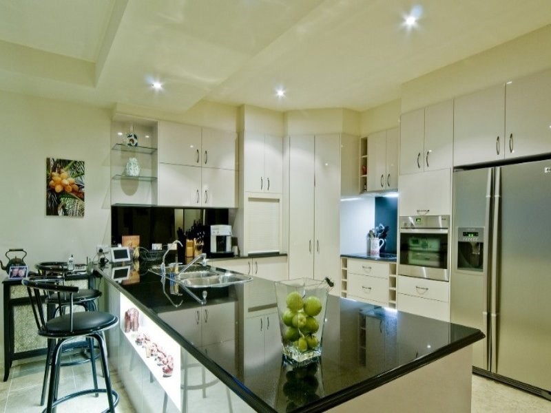 37 The Sovereign Mile, Sovereign Islands QLD 4216