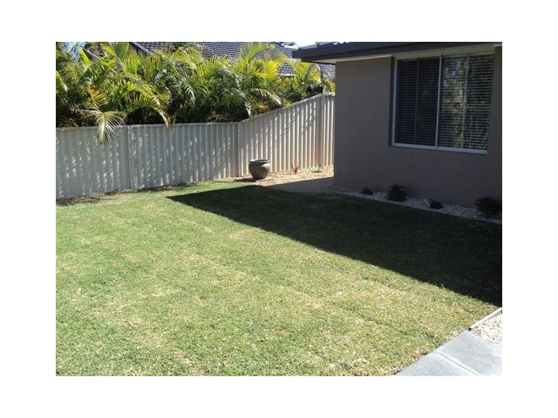 3 Matthew Flinders, Paradise Point QLD 4216
