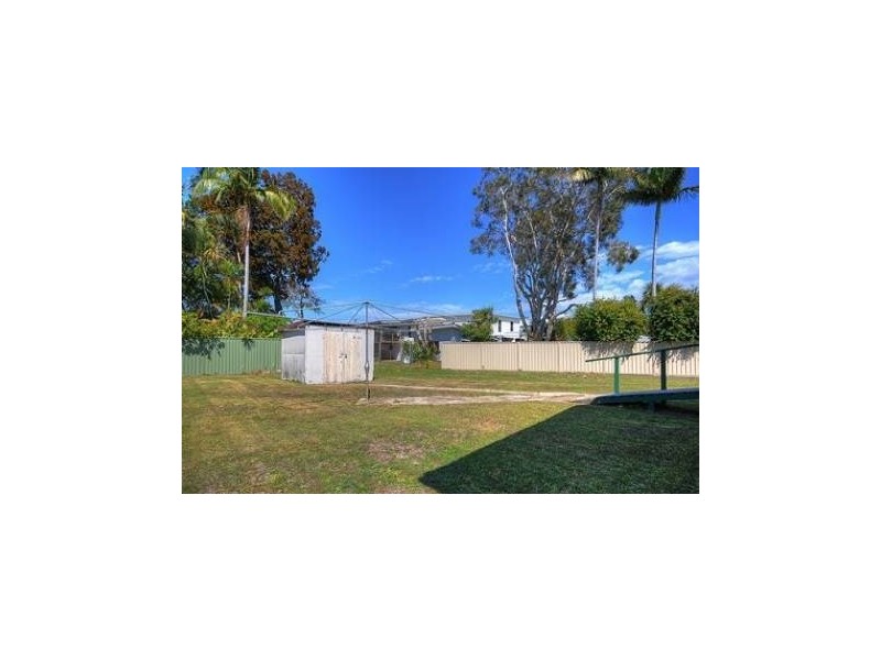 10 Sunbird Avenue, Paradise Point QLD 4216