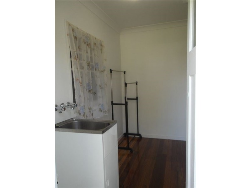 10 Sunbird Avenue, Paradise Point QLD 4216