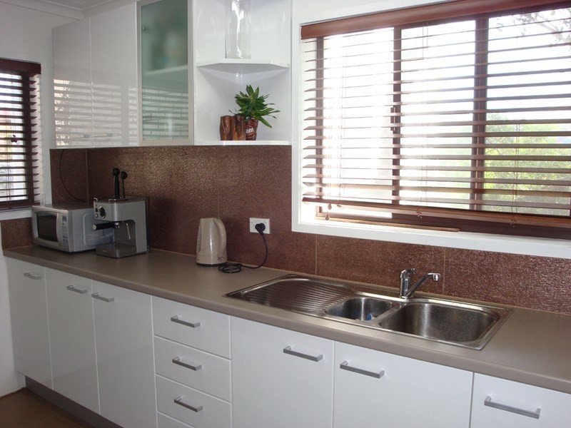 4/8 Baker Avenue, Labrador QLD 4215