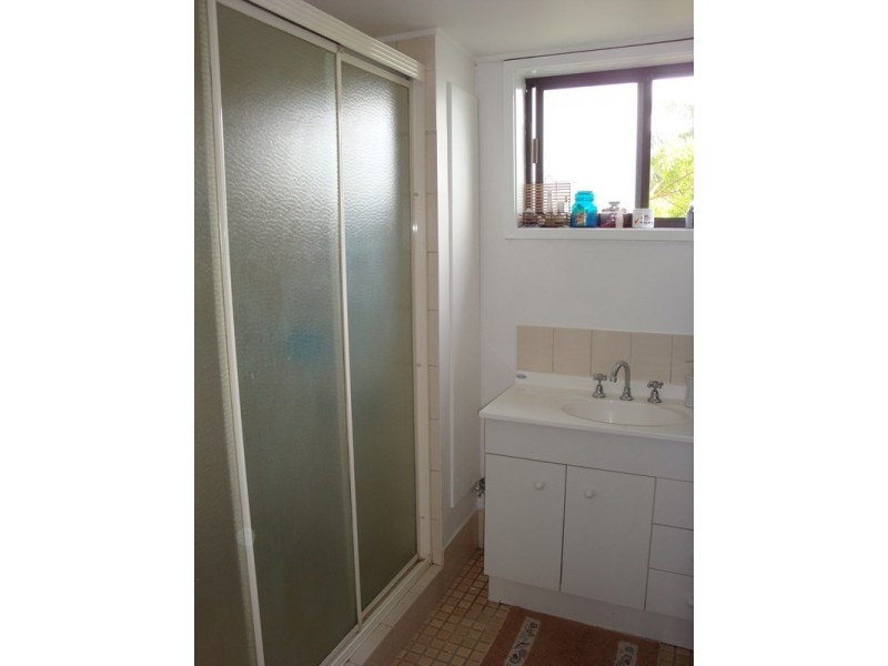 4/8 Baker Avenue, Labrador QLD 4215