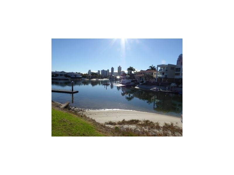 85 Admiralty Drive, Surfers Paradise QLD 4217