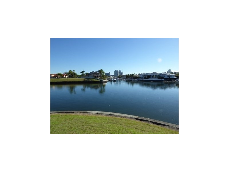 85 Admiralty Drive, Surfers Paradise QLD 4217