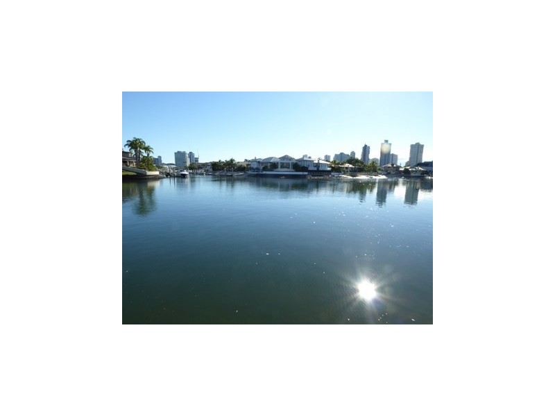 85 Admiralty Drive, Surfers Paradise QLD 4217