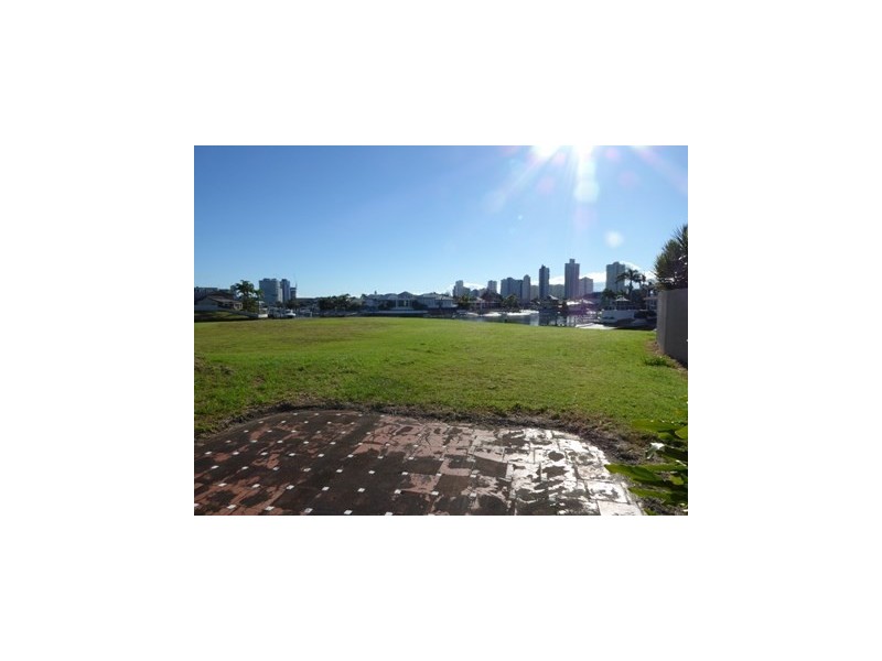 85 Admiralty Drive, Surfers Paradise QLD 4217