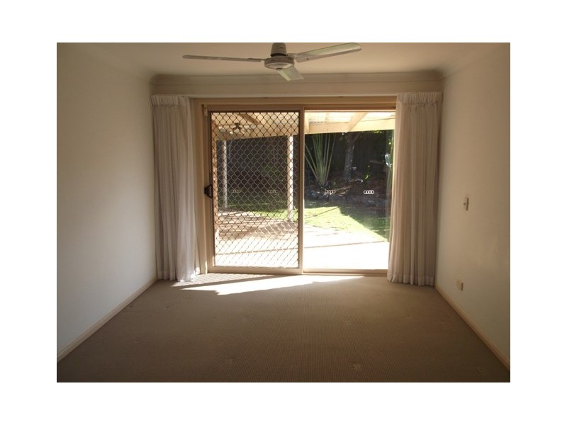 28 Akoonah Street, Hope Island QLD 4212