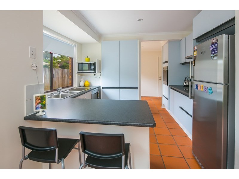 41 Allied Drive, Arundel QLD 4214
