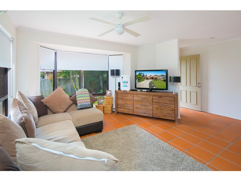 41 Allied Drive, Arundel QLD 4214