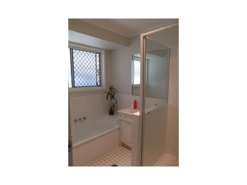 2/13 Marsupial Drive, Coombabah QLD 4216