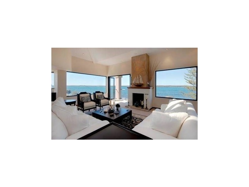 9/36 Oatland Esplanade, Runaway Bay QLD 4216