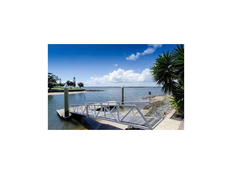 9/36 Oatland Esplanade, Runaway Bay QLD 4216
