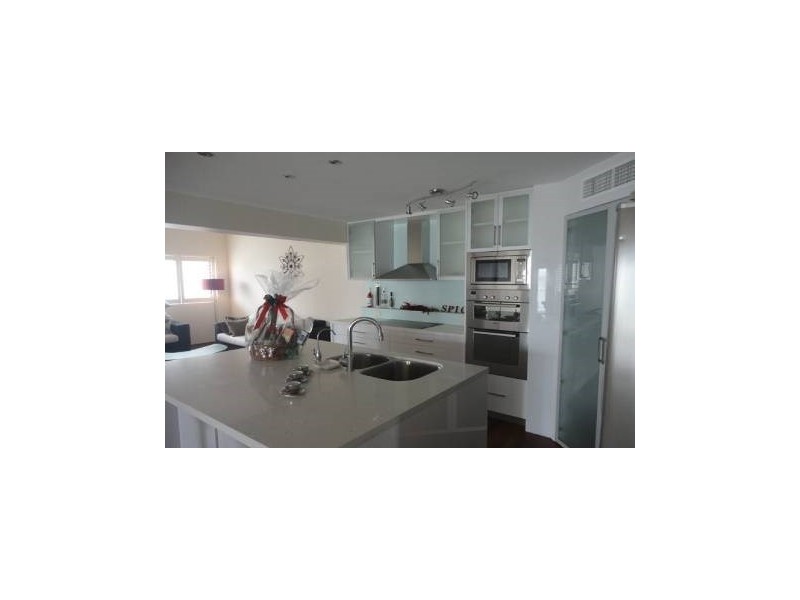 9/36 Oatland Esplanade, Runaway Bay QLD 4216