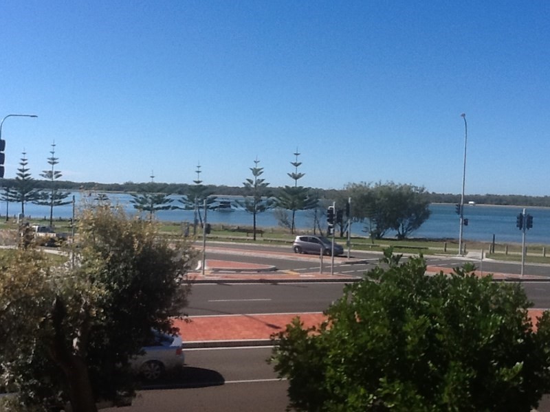 212/392 Marine Parade, Labrador QLD 4215