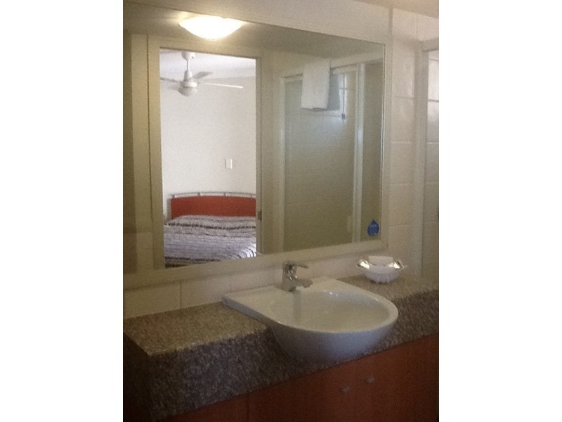 212/392 Marine Parade, Labrador QLD 4215