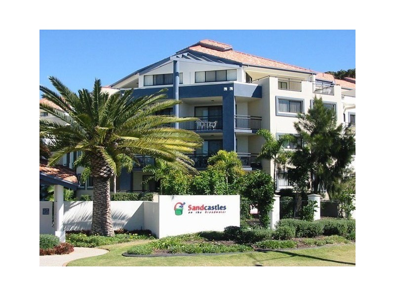 212/392 Marine Parade, Labrador QLD 4215