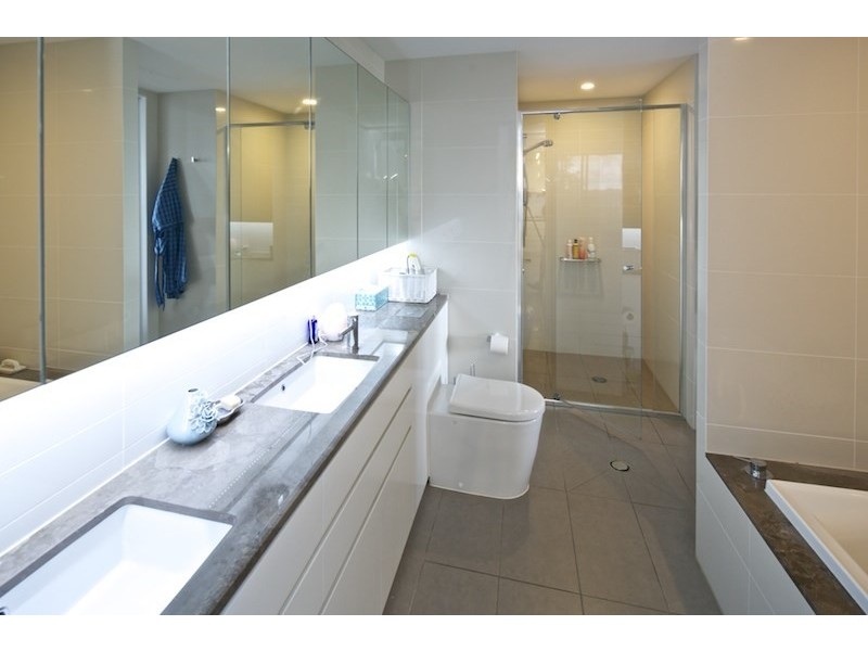 2101/1 Marina Promenade, Paradise Point QLD 4216