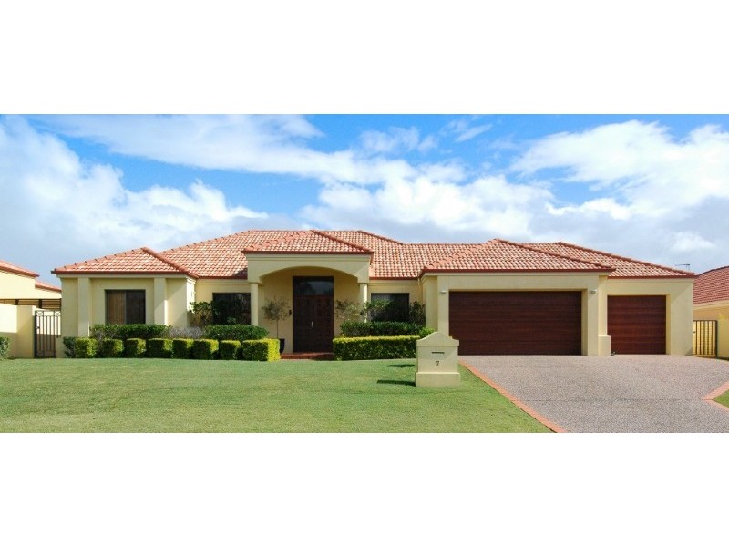 7 Oxford Place, Arundel QLD 4214