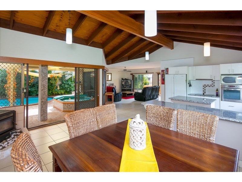 235 Morala Avenue, Runaway Bay QLD 4216