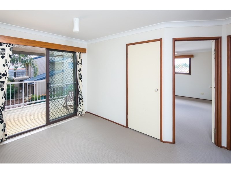 235 Morala Avenue, Runaway Bay QLD 4216