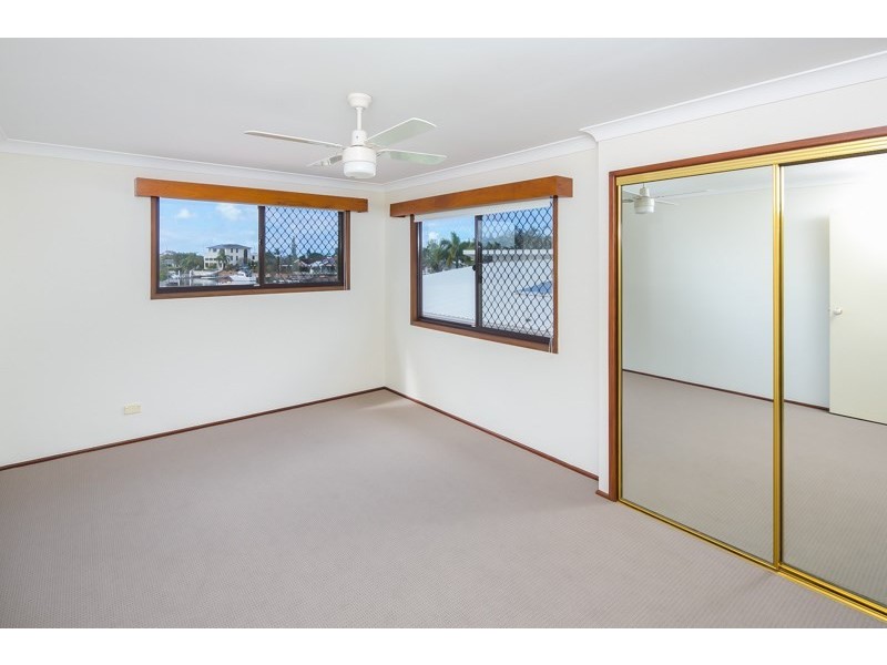 235 Morala Avenue, Runaway Bay QLD 4216