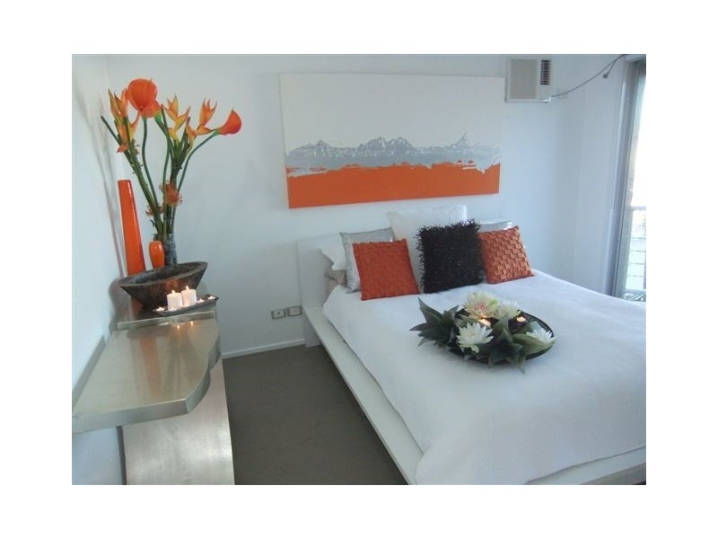 172 Morala Avenue, Runaway Bay QLD 4216