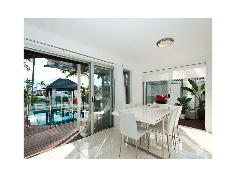 172 Morala Avenue, Runaway Bay QLD 4216